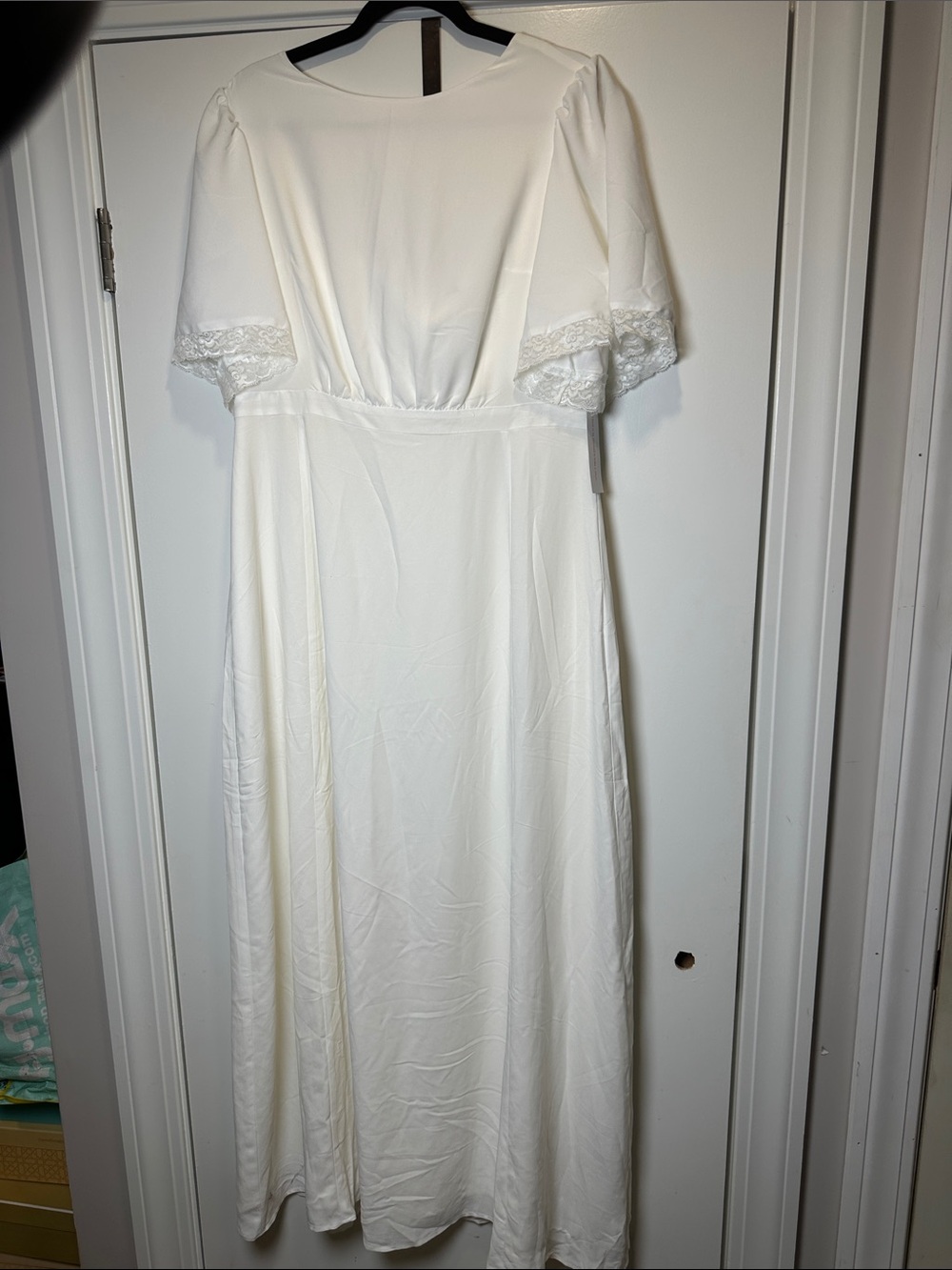 ModCloth Ivory Maxi Dress with Lace-Trim Puff Sleeves (7)